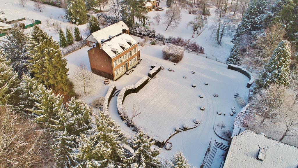 La Regie De Franc-Waret Villa ภายนอก รูปภาพ